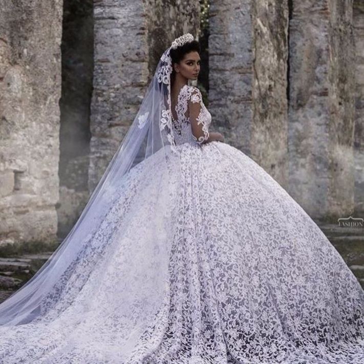 14 կախարդական հարսանեկան զգեստներ, որոնք կարծես հեքիաթից լինեն