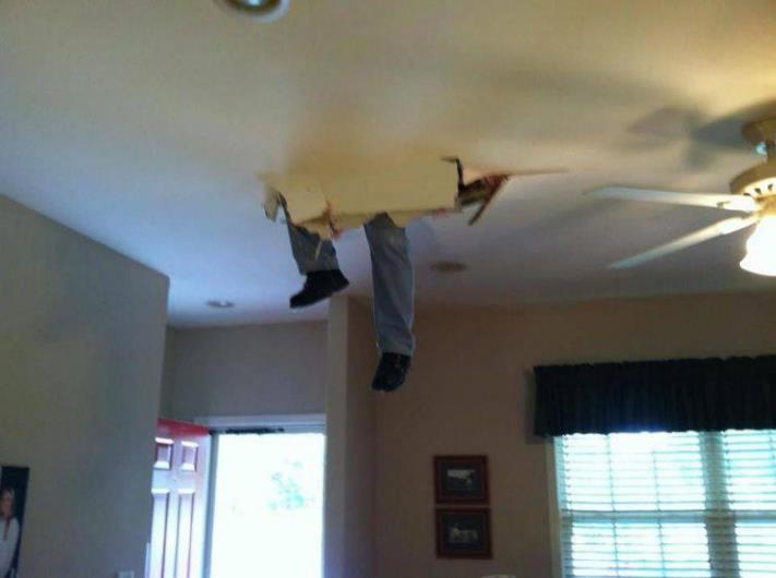 Իրավիճակների 30 լուսանկար, որոնցում ոչ ոք չէր ցանկանա լինել, բայց ոչ ոք էլ դրանցից ապահովագրված չէ