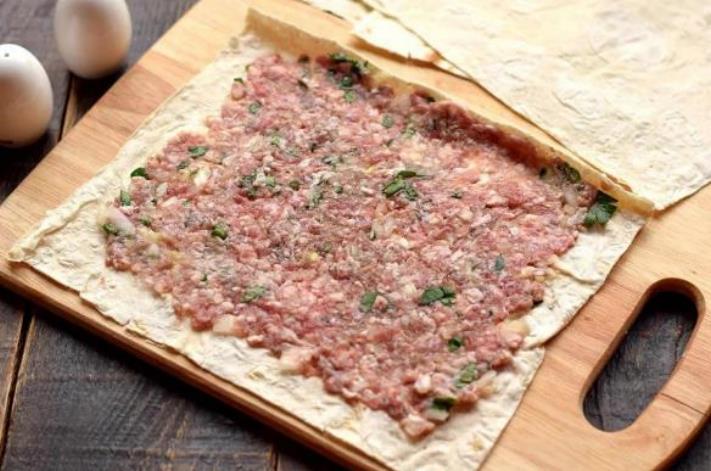 Ես սովորեցի լավաշից համեղ ուտեստ պատրաստել