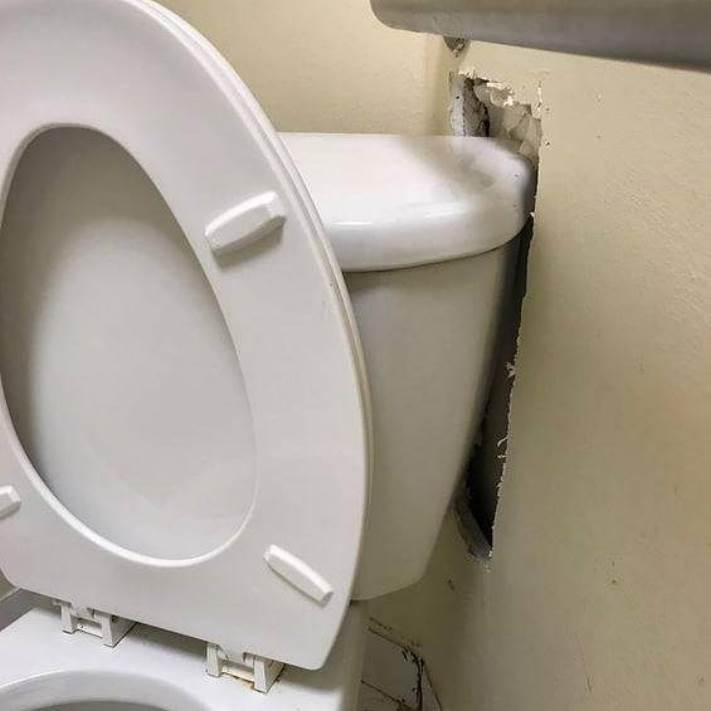 18 գլուխգործոցներ այն մարդկանցից, ում անխոհեմորեն հանձնարարեցին ինչ- որ բան կառուցել կամ վերանորոգել