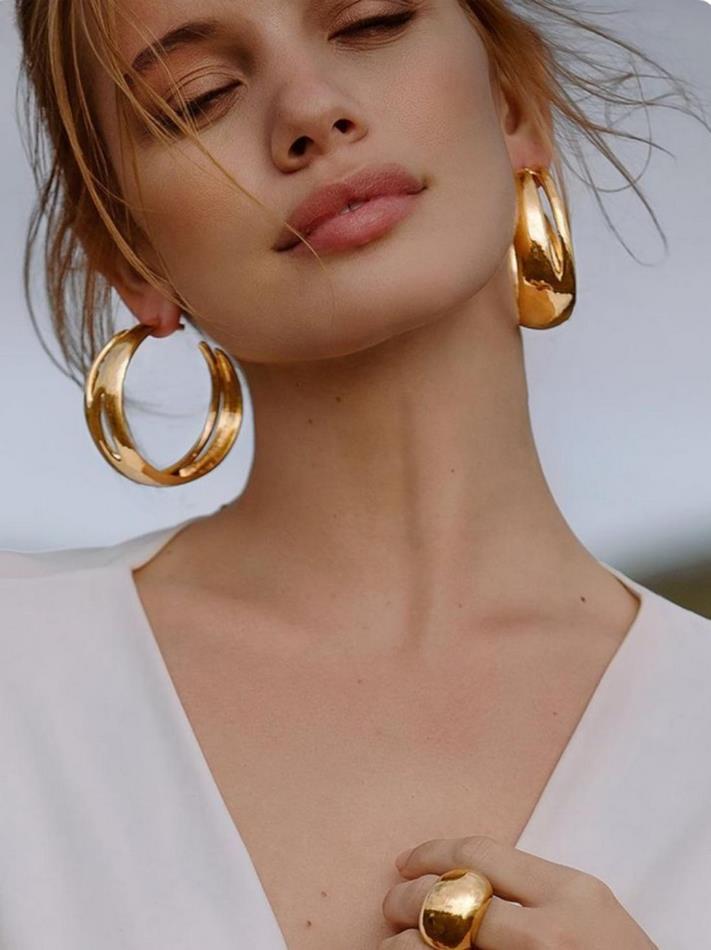 Կանացի հոգեբանական թեստ. Ընտրեք ամենագեղեցիկ ականջօղերը և պարզեք, թե ինչով եք գրավում տղամարդկանց