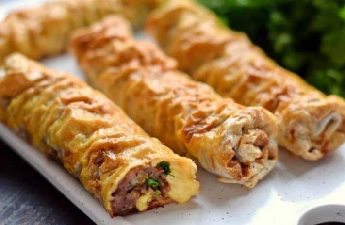 Ես սովորեցի լավաշից համեղ ուտեստ պատրաստել