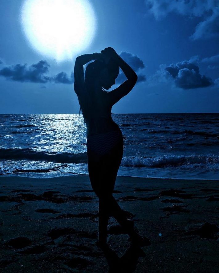 Ոչ մի կերպ չեք գուշակի գեղեցկուհի աղջնակի տարիքը. իմանալով՝ սարսափելի կզայրանաք