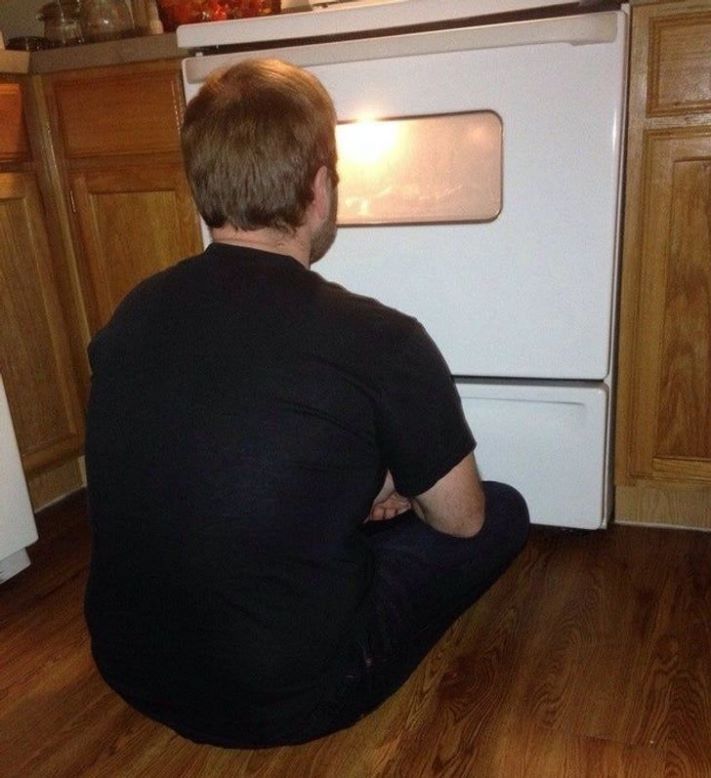 20 լուսանկար, որոնք ցույց են տալիս, որ տղամարդը ցանկացած տարիքում մնում է հնարամիտ երեխա