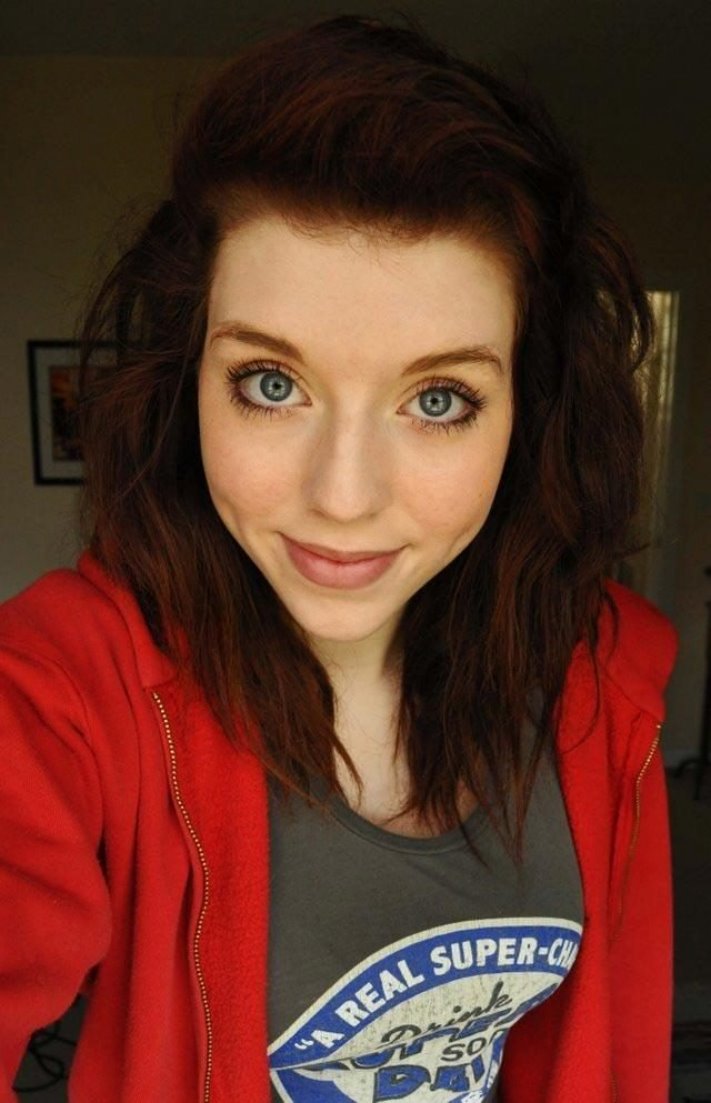 18 գեղեցկուհիներ, որոնք հիացնում են իրենց բնական գեղեցկությամբ