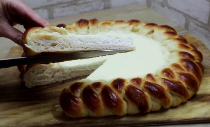 Կաթնաշոռով համեղ պիրոգ, որը ձեր ընտանիքում ամենասիրելիներից մեկը կդառնա