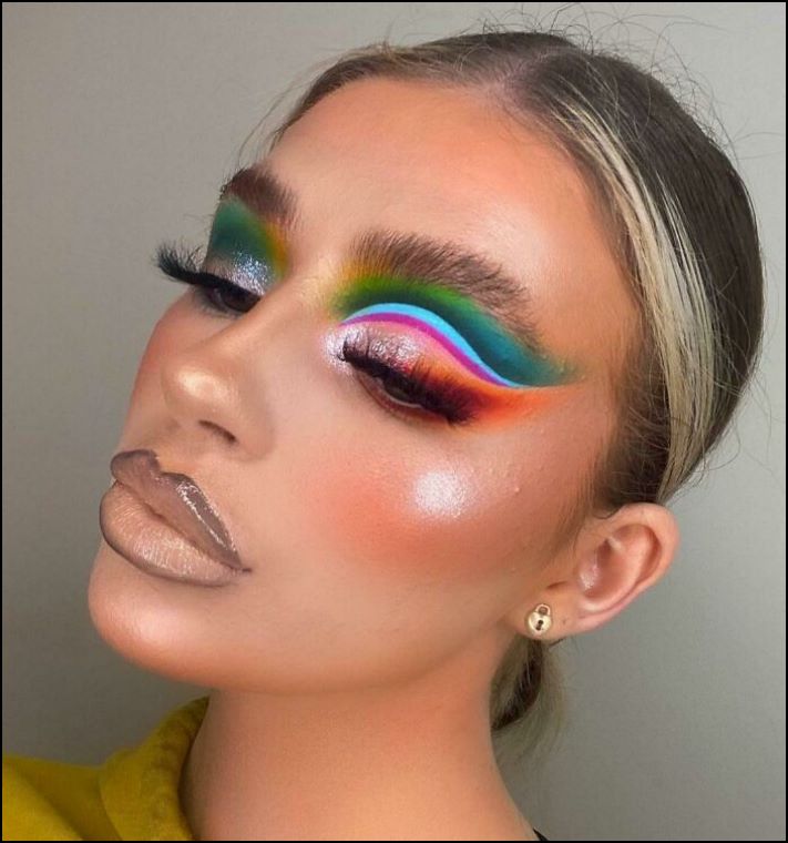 19 տգեղ դիմահարդարում ունեցող մարդիկ, ովքեր ավելի լավ է լվանան այն, եթե չեն ցանկանում իրենց խայտառակել