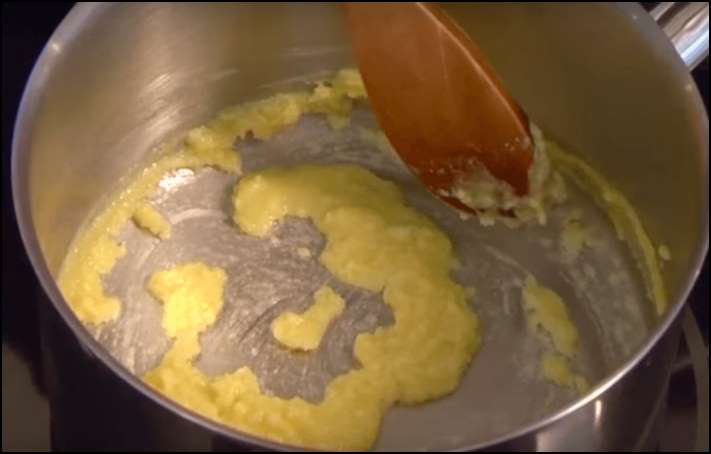 Կոլոլակներ &laquo;փչակների&raquo; մեջ՝ բեշամել սոուսով. անմահական համով ուտեստ