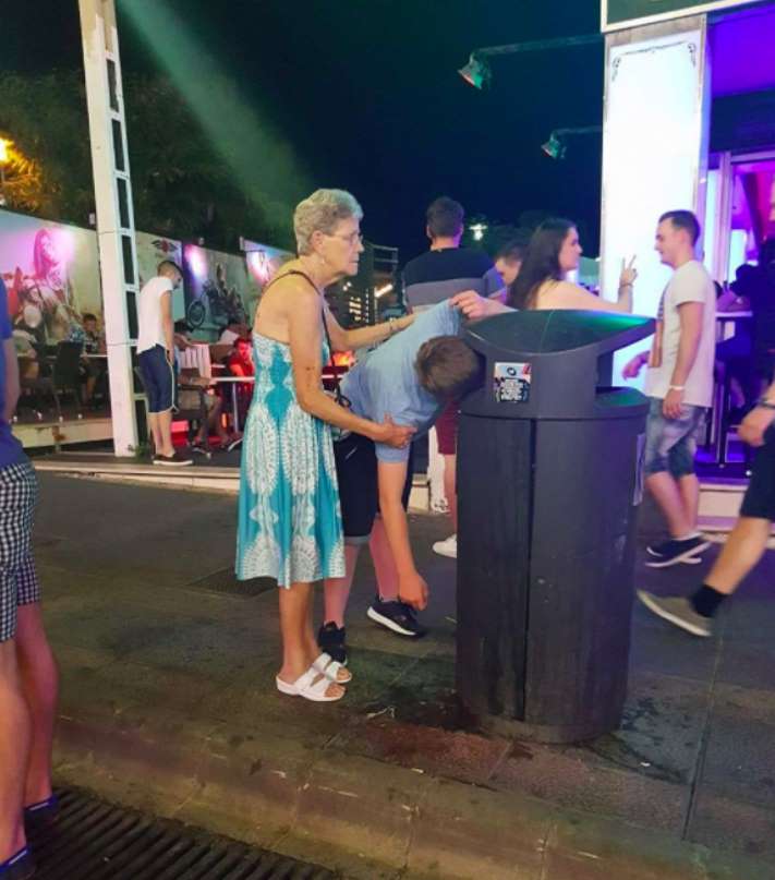 20 սարսափելի արձակուրդային լուսանկարներ, որոնցով դուք չեք կարող պարծենալ ձեր ընկերների մոտ