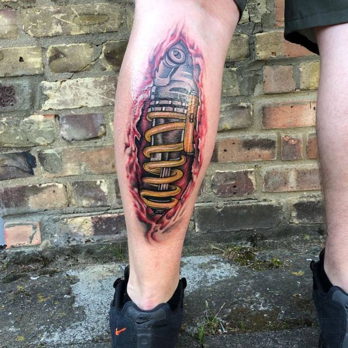 Շատ գեղեցիկ և անսովոր, կրեատիվ, իմաստով դաջվածքների 20 օրինակ, որոնք արվել են ոտքերին