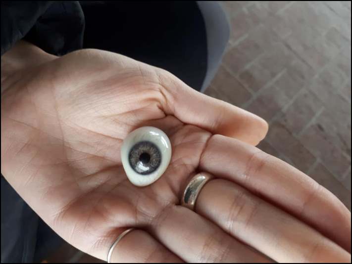 20 անսովոր բաներ, որոնք կարելի է գտնել միայն հնաոճ շուկաներում և ավտոտնակների վաճառքում