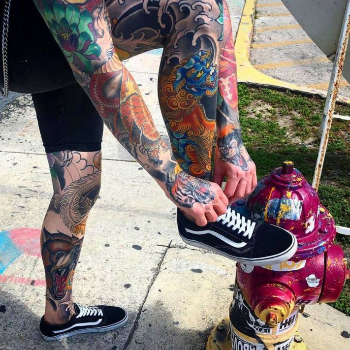 Շատ գեղեցիկ և անսովոր, կրեատիվ, իմաստով դաջվածքների 20 օրինակ, որոնք արվել են ոտքերին