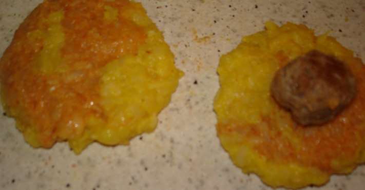 Աղջիկը խաշած կարտոֆիլը կեղևազրկեց ու տեսեք, թե ինչ համեղ ուտեստ պատրաստեց դրանով