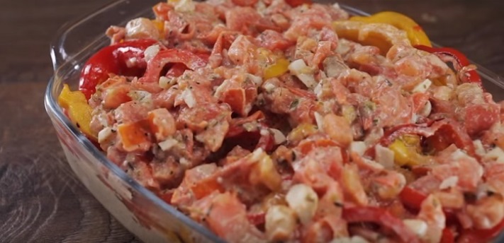 Ջեռոցում բանջարեղենով պատրաստված հավ՝ &laquo;Պիկասո&raquo;