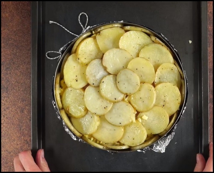 Կարտոֆիլային տորթ՝ ապուխտի և պանրի միջուկով