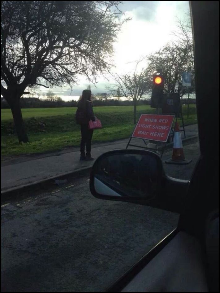 16 անփութություն, հիմարություն և անհարմարություն, որոնք ուզում ես մոռանալ, բայց չի ստացվում