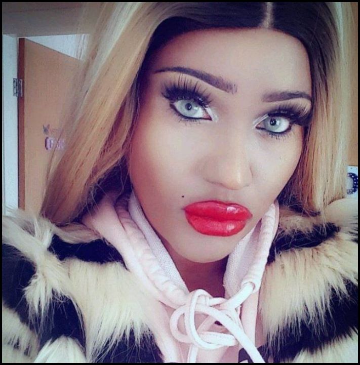 &laquo;Կանգնեք, ես կիջնեմ&raquo;։ Ժամանակակից գեղեցկուհիների լուսանկարներ, որոնց նայելիս ցնցվում ես