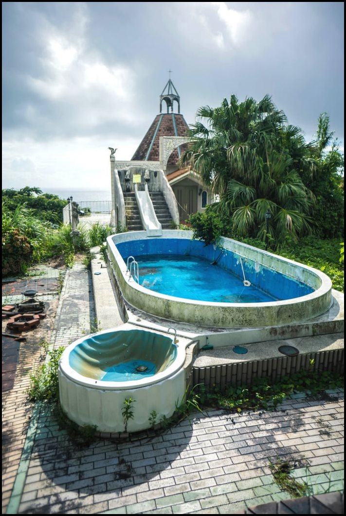 Լքված վայրերի 17 լուսանկար, որոնց վրա ժամանակն իր կնիքն է դրել