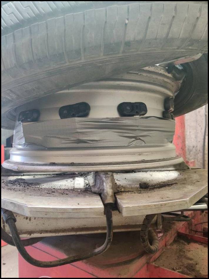 15 կադր ավտոտեխսպասարկման կետերից։ Ինչ անակնկալներ են մատուցում հաճախորդներն ավտոմեխանիկներին