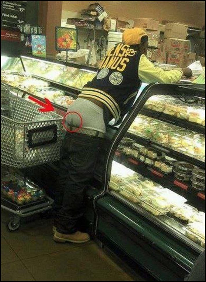 Խանութի 12 խենթ այցելուներ: Երբ տնից դուրս գալուց առաջ այդքան էլ չեն անհանգստացել արտաքինի հարմար