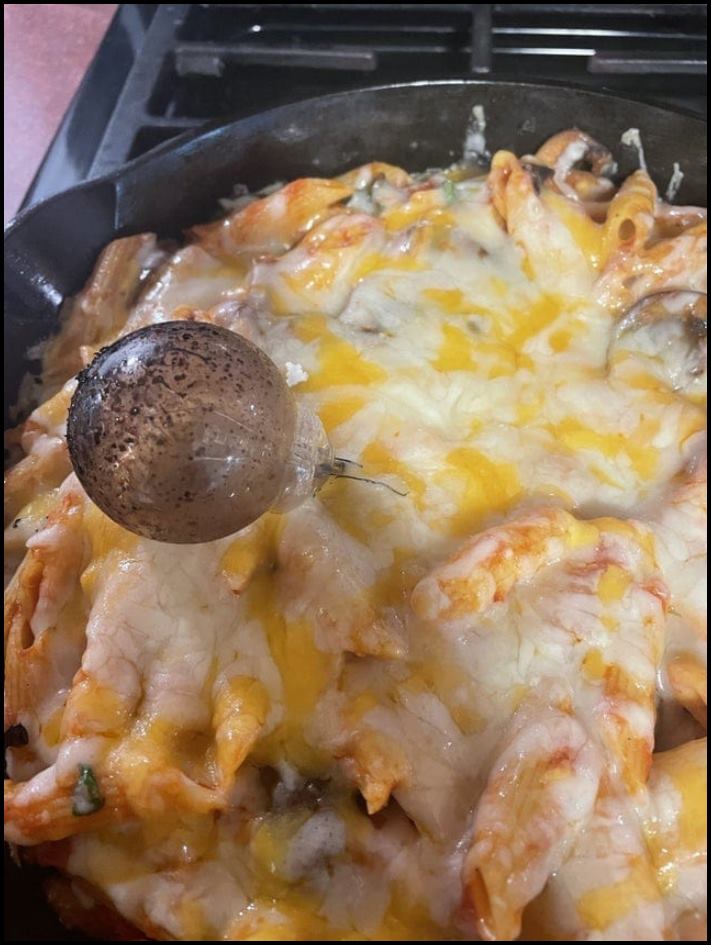 Ցավով լցված 16 լուսանկար այն մարդկանցից, ովքեր գիտեն, թե ինչ է իրենից ներկայացնում կյանքի սև գիծը