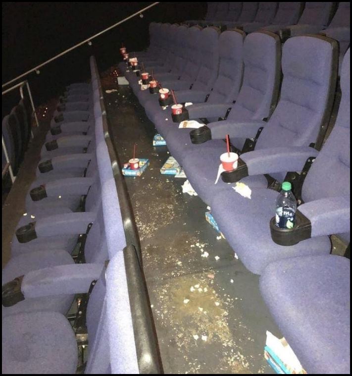 16 դեպք, երբ մարդիկ հասարակական վայրերում իրենց այնքան տգեղ են պահել, որ պարկեշտ բառեր դժվար է գտնել