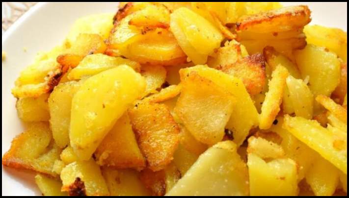 Ոսկեգույն կեղև. Մայրիկիս գաղտնիքը, թե ինչպես տապակել կարտոֆիլը, որպեսզի այն միշտ համեղ ոսկեգույն կեղև ունենա