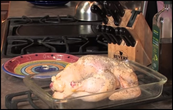 Ահա, թե ինչու չպետք է լվանալ հավը եփելուց առաջ. ՍԽԱԼ, որն անում է մարդկանց 90 տոկոսը