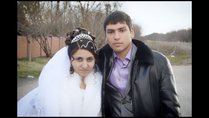 Լուսանկարներ գնչուական հարսանիքներից, որոնց ամոթալի է նայել նույնիսկ նրանց համար, ովքեր չեն մասնակցել դրանց