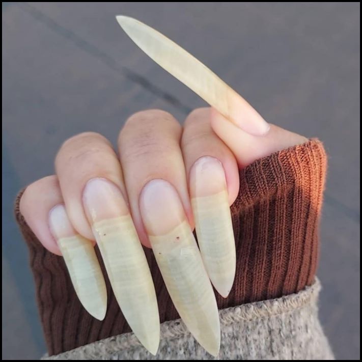 Այսպես մի արեք։ Եղունգների 10 օրինակ, որոնց նայելը նույնիսկ տհաճ է