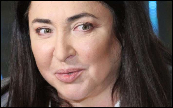 Այնքան էլ գեղեցկուհիներ չեն։ Հայտնիների առանց ռետուշի լուսանկարները ստիպում են խորհել, իսկ որտեղի՞ց նրանց այդքան ինքնավստահություն