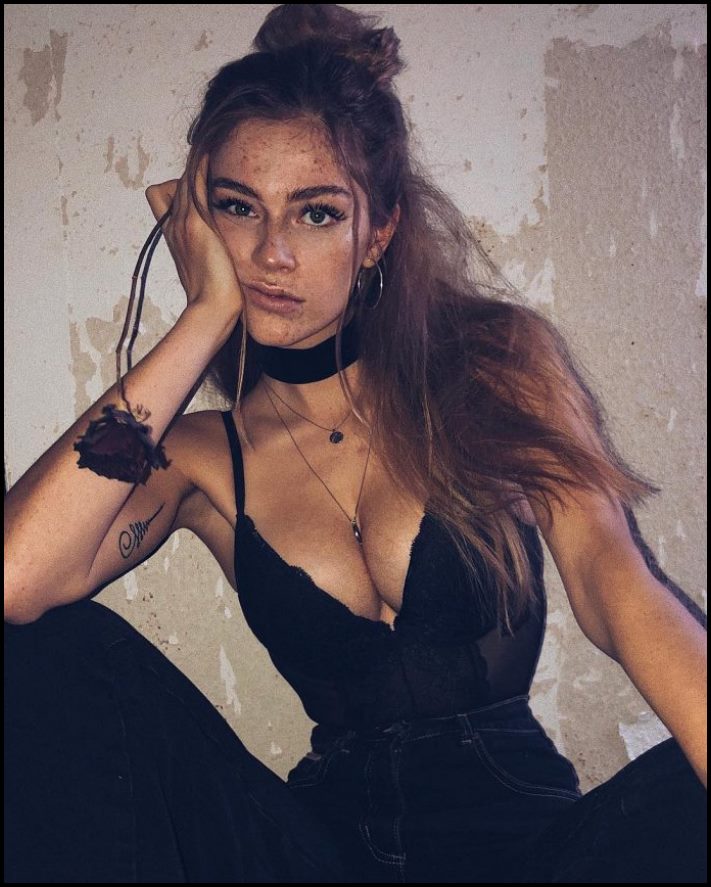 Այս զույգը սկսեց անձնական լուսանկարներ ներբեռնել համացանց և հայտնի դարձավ ամբողջ ինտերնետում