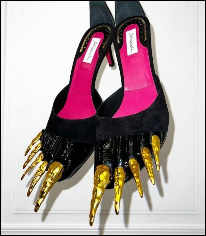 Շատ խենթ բաների 17 օրինակ, բայց պետք է հարգանքի տուրք մատուցել դրանց կատարման որակին