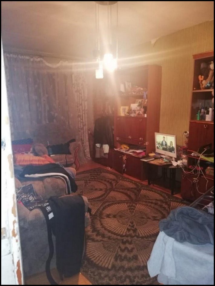 Երբ պետք է վերանորոգել, բայց փող չկա։ Հյուրասենյակի վերանորոգում կոպեկներով