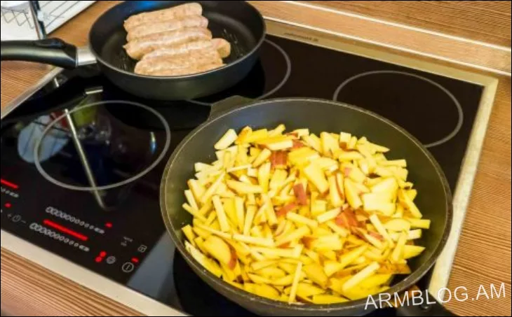 Միայն 50 տարեկանում իմացա, որ ամբողջ կյանքում սխալ եմ տապակել կարտոֆիլը։ Հարեւան շեֆ խոհարարը սովորեցրեց, թե ինչպես պետք է անել եւ բացատրեց բոլոր նրբությունները