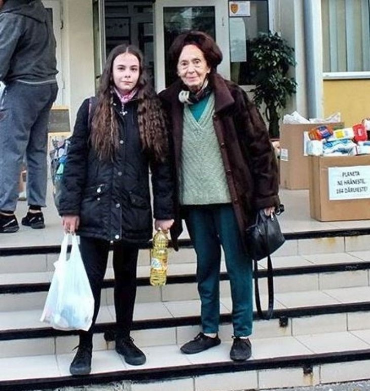 👶 2005 թվականին նա ծննդաբերեց իր համար՝ լինելով 66 տարեկան։ Ինչպիսի՞ն են նրանք այսօր և ինչպես է դասավորվում նրանց կյանքը