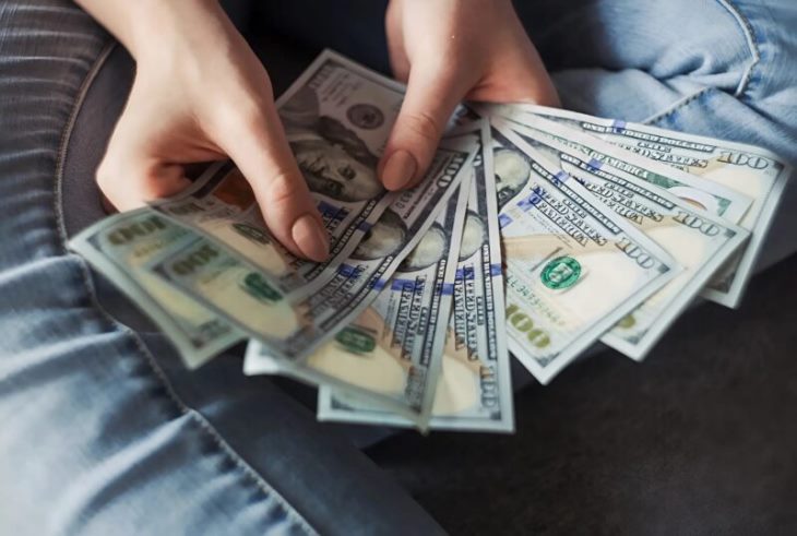 😲 Իմ 70-ամյա մայրը իր բոլոր խնայած գումարները ծախսեց թանկարժեք զգեստի վրա․ երբ իմացա պատճառը, պարզապես շոկի մեջ ընկա