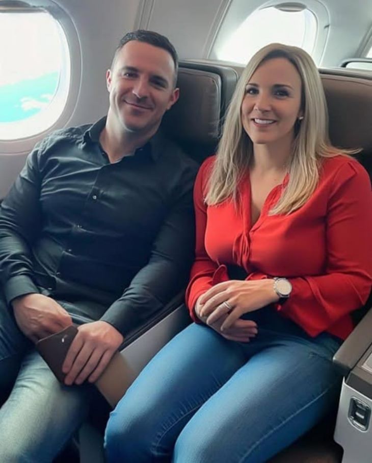 ✈️ Անհամեստ մի զույգ զբաղեցրեց իմ պրեմիում տեղը ինքնաթիռում, բայց ես որոշեցի չնյարդայնանալ, այլ նրանց դաս տալ։ Արդյունքում՝ ոչ միայն վերականգնեցի արդարությունը, այլ նաև դուրս եկա այս իրավիճակից ինձ համար շահավետ ձևով։