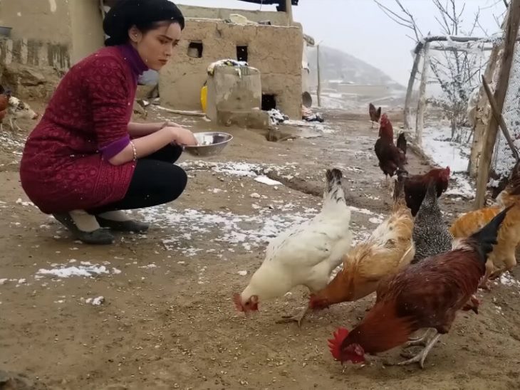 😱 Ինչու՞ է Տաջիկստանի կանանցից տարօրինակ բույր գալիս. պատճառը ցնցող է։