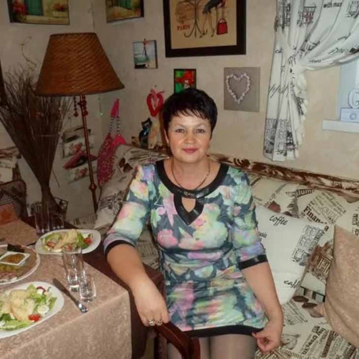 Ես տղայիս, հարսիս և թոռներիս դուրս հանեցի իմ բնակարանից։ Ասացի, որ տալիս եմ նրանց ուղիղ մեկ ժամ՝ իրենց իրերը հավաքելու համար, հակառակ դեպքում ամբողջ ունեցվածքը պատուհանից դուրս կհայտնվի՝ նետված փողոց։