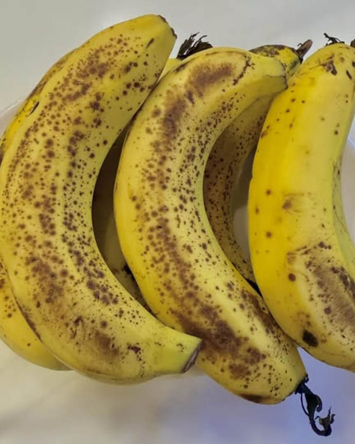 Ո՞ր բանանն է ավելի օգտակար. 🍌 Քիչ հասած դեղի՞նը, թե՞ պտավոր շագանակագույնը։ 🤔