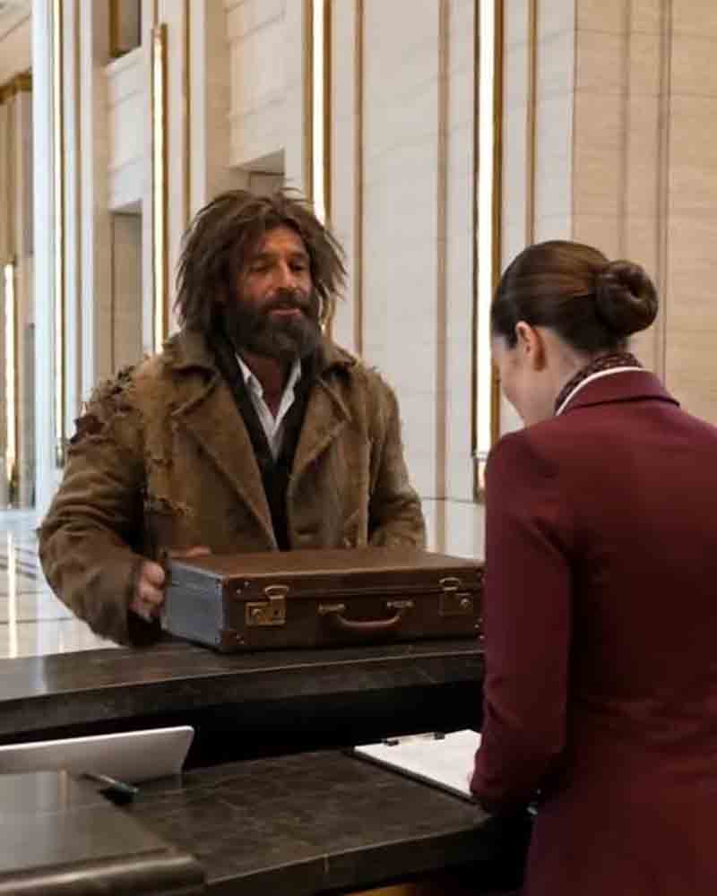Մաշված հագուստով, ձեռքին ճամպրուկ մի տղամարդ մտավ շքեղ հյուրանոց ու խնդրեց սենյակ տրամադրել ընդամենը երկու ժամով, սակայն անվտանգության աշխատակիցները նրան շպրտեցին փողոց 😳